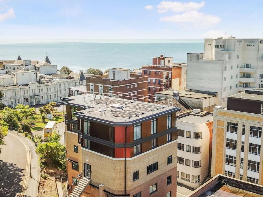 The Pad By The Beach Penthouse Apartment With Sunset And City Views Bournemouth Exterior foto