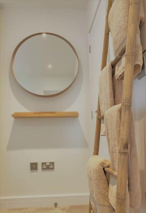 The Pad By The Beach Penthouse Apartment With Sunset And City Views Bournemouth Exterior foto